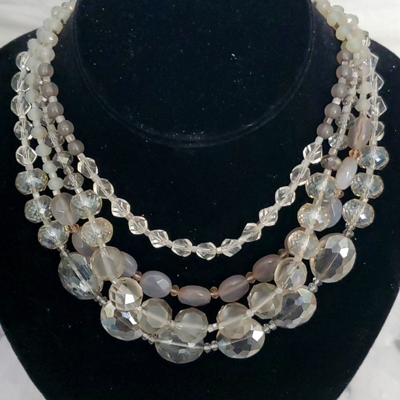 Loft multi-strand necklace nwot - Picture 2 of 3